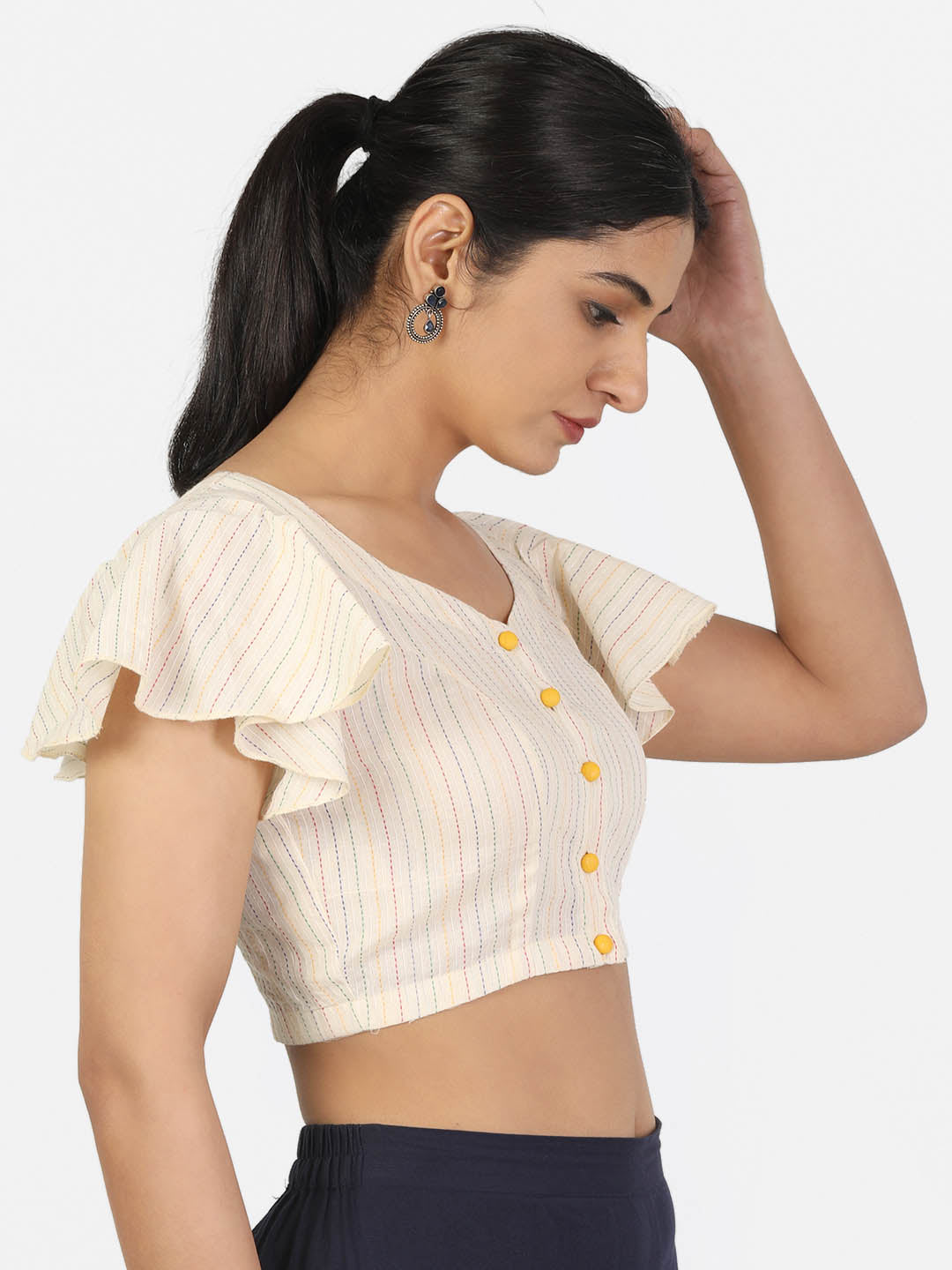 Women Cream Colour Butterfly Sleeve Sweetheart Neck Front Button Non Padded Saree Blouse
