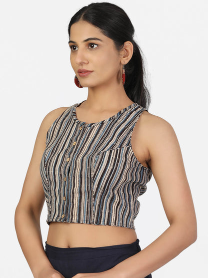 Women Grey Non Padded Front Button Sleeveless Blouse