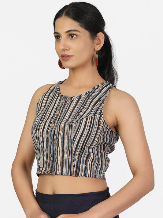 Women Grey Non Padded Front Button Sleeveless Blouse