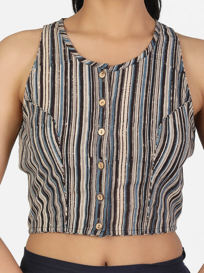 Women Grey Non Padded Front Button Sleeveless Blouse